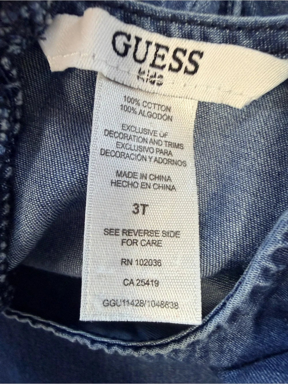 Guess great preowned